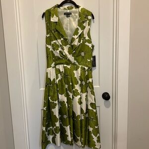Beautiful Jessica Howard size 18 dress